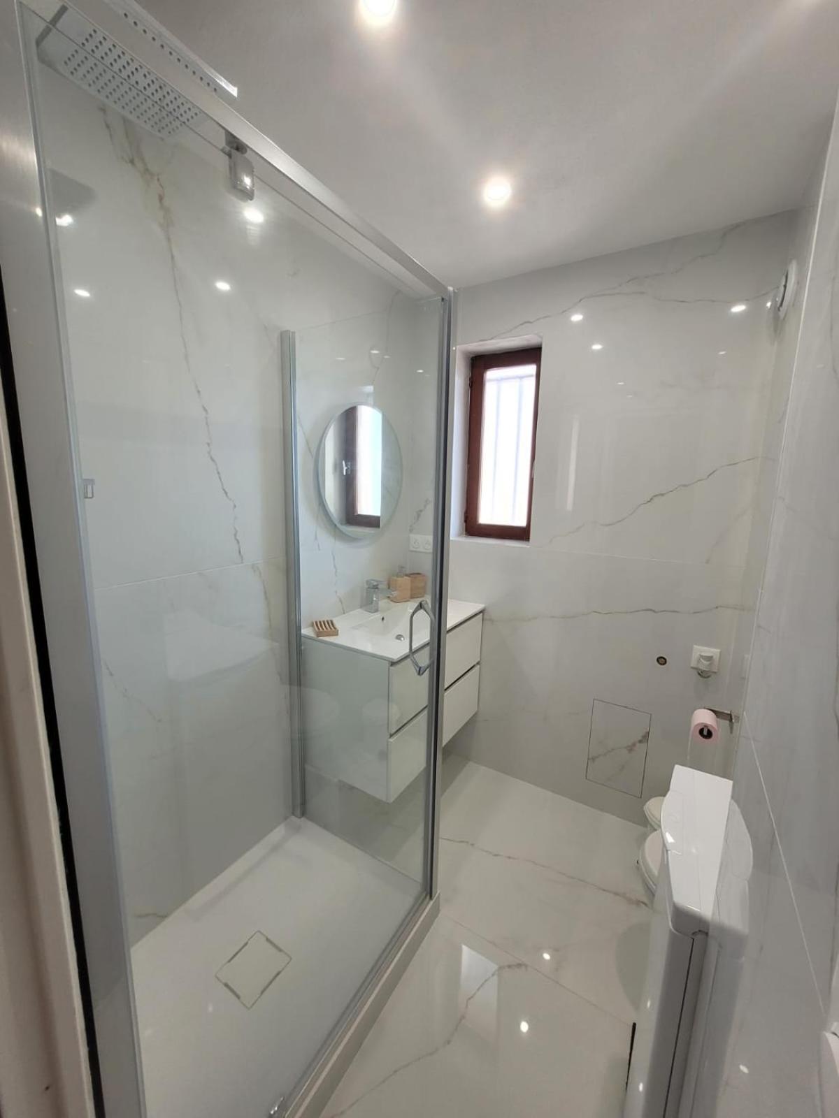 Appartement Vue Mer 200 M Des Plages - Djumbo 생트막시메 외부 사진